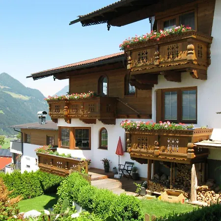 Marianne - Fgz163 By Interhome * Hart im Zillertal